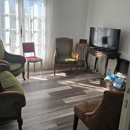 La Veuzaine Bed & Breakfast Onzain Bagian luar foto