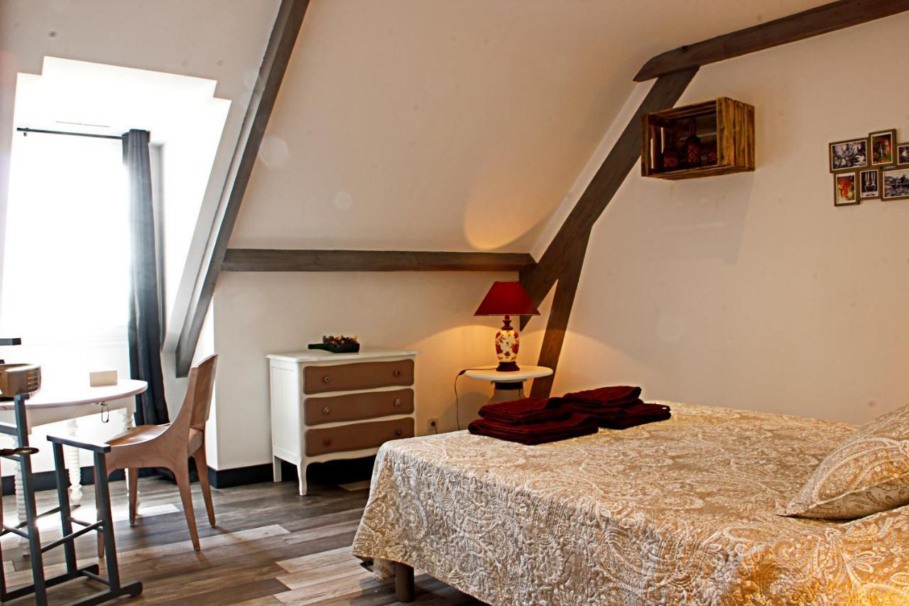 La Veuzaine Bed & Breakfast Onzain Bagian luar foto